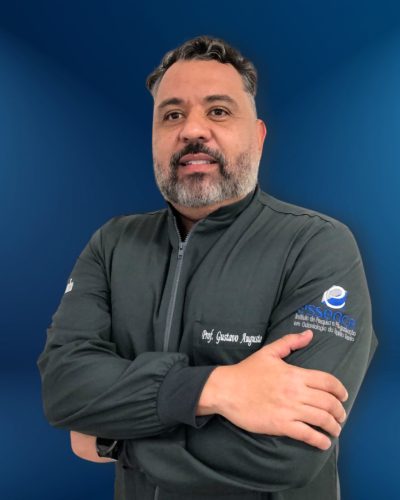 DR GUSTAVO